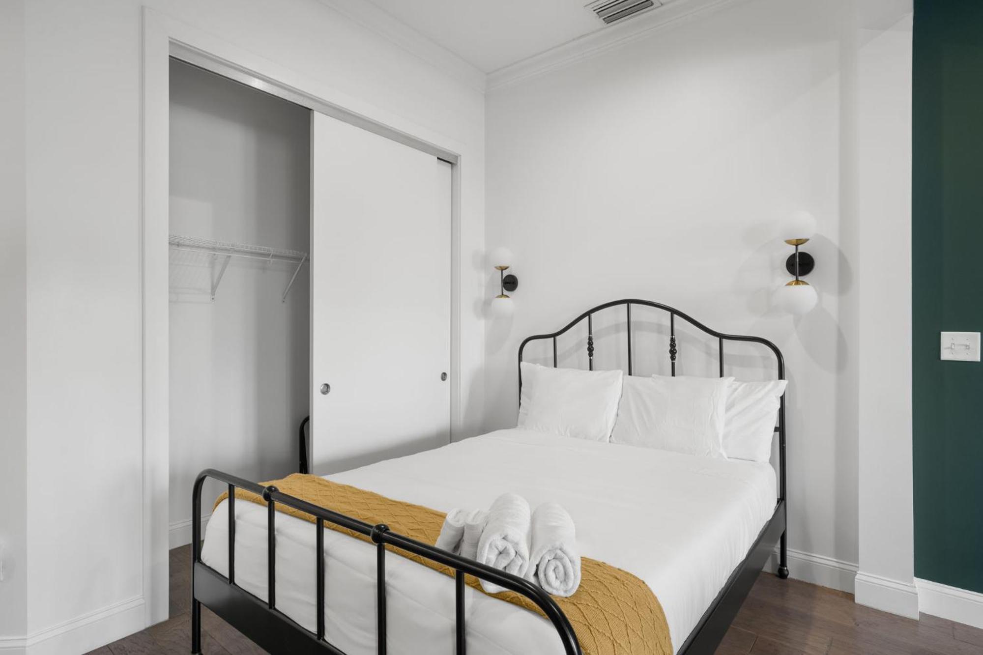 New! Rumba Roost - Upscale Ybor On 7th Ave, Shared Balcony *