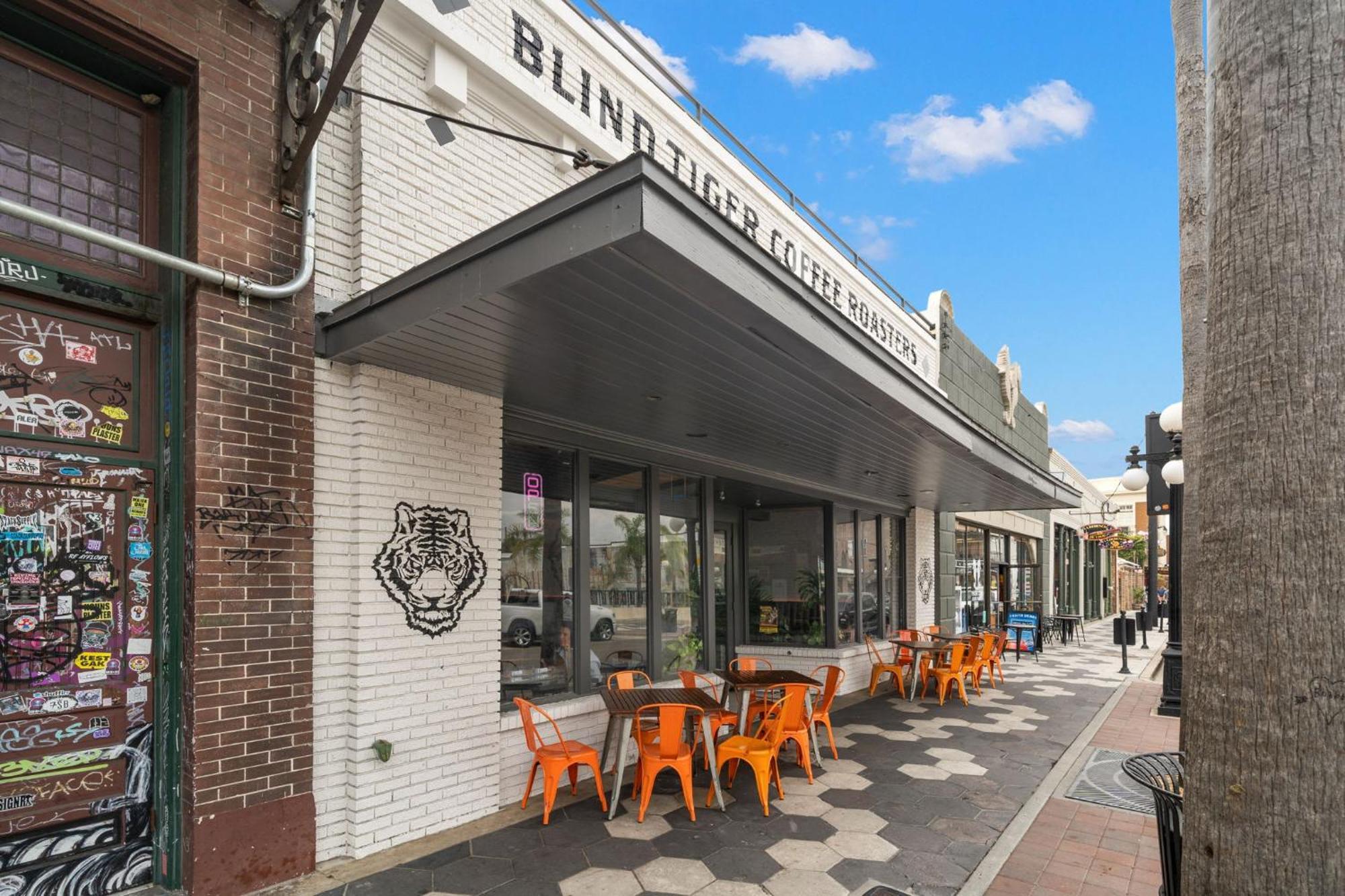 New! Rumba Roost - Upscale Ybor On 7th Ave, Shared Balcony