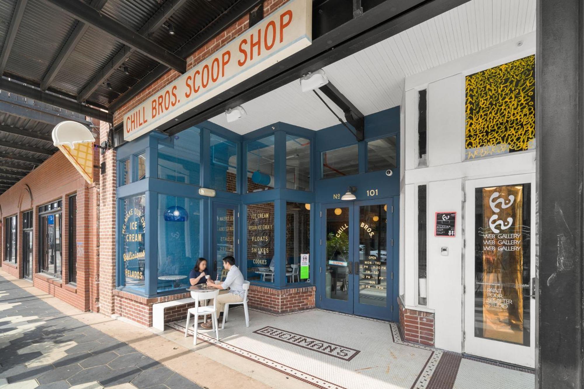 New! Rumba Roost - Upscale Ybor On 7th Ave, Shared Balcony Apartment *